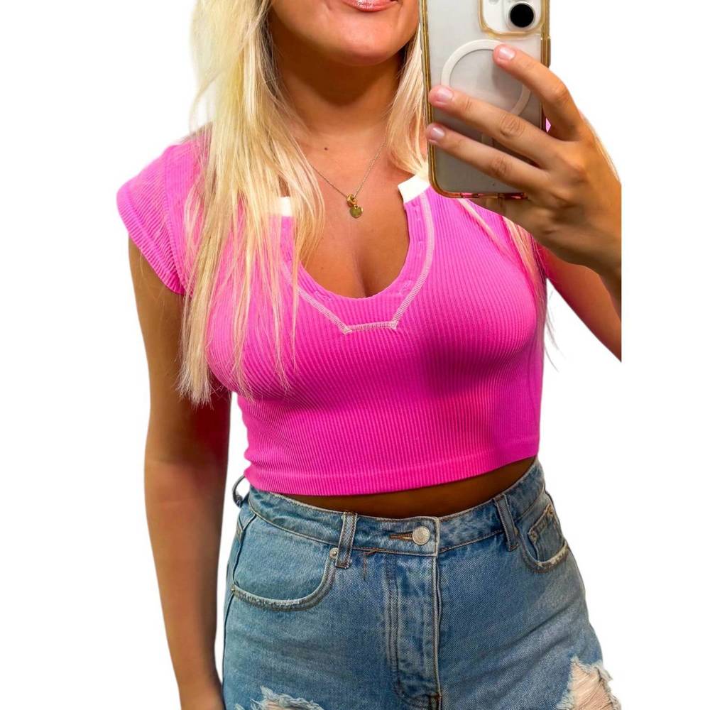 NEW URBAN DAIZY weekend warrior crop top in pink
